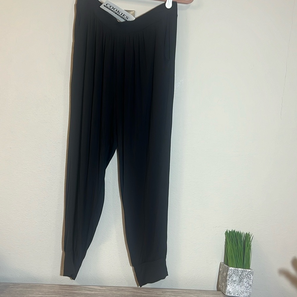 Cookies Clothing Hawaii Black Jogger Pants Medium